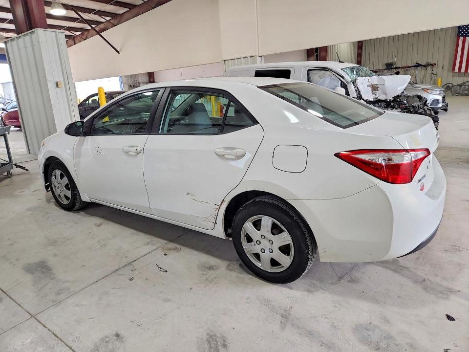 55168886 :رقم المزاد ، 2T1BURHEXFC443935 vin ، 2015 Toyota Corolla مزاد بيع