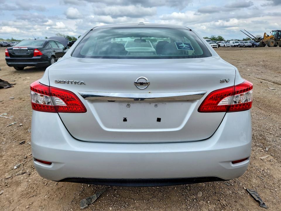 2015 Nissan Sentra მანქანა იყიდება აუქციონზე, vin: 3N1AB7AP7FY348558, აუქციონის ნომერი: 54132086
