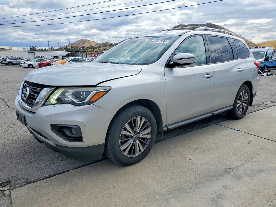 Auction sale of the 2017 Nissan Pathfinder, vin: 5N1DR2MN6HC607213, lot number: 52406136