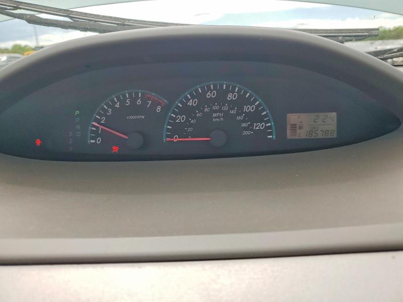 2010 Toyota Yaris მანქანა იყიდება აუქციონზე, vin: JTDBT4K3XA1352836, აუქციონის ნომერი: 55371916