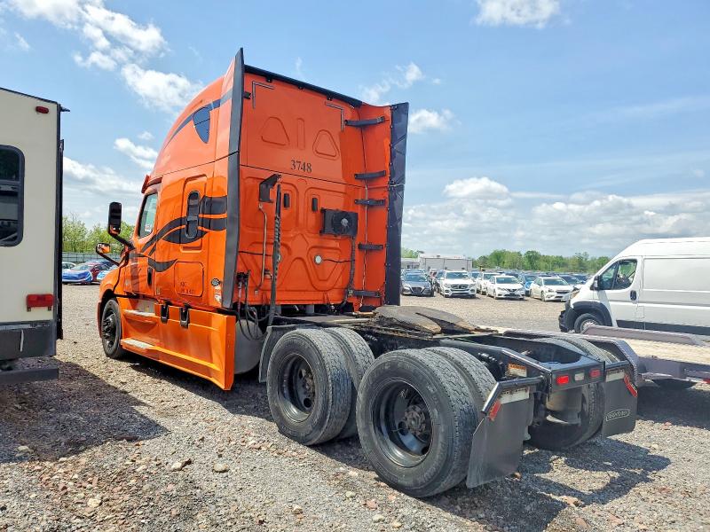 53240906 :رقم المزاد ، 3AKJHHDV1LSLH9393 vin ، 2020 Freigliner Cascadia 126 مزاد بيع