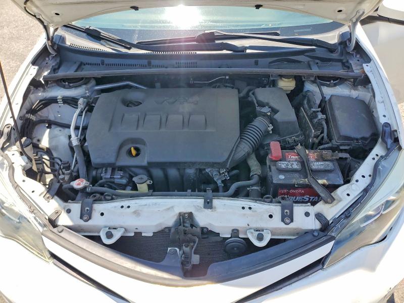 52874746 :رقم المزاد ، 5YFBURHEXJP767122 vin ، 2018 Toyota Corolla مزاد بيع