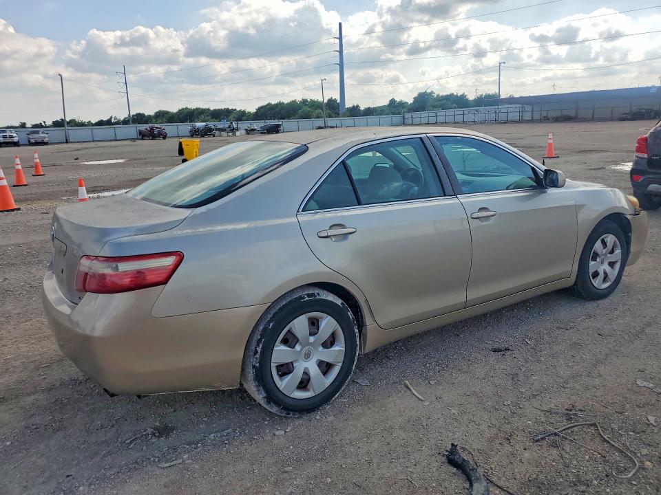53082636 :رقم المزاد ، 4T1BE46K27U554438 vin ، 2007 Toyota Camry مزاد بيع