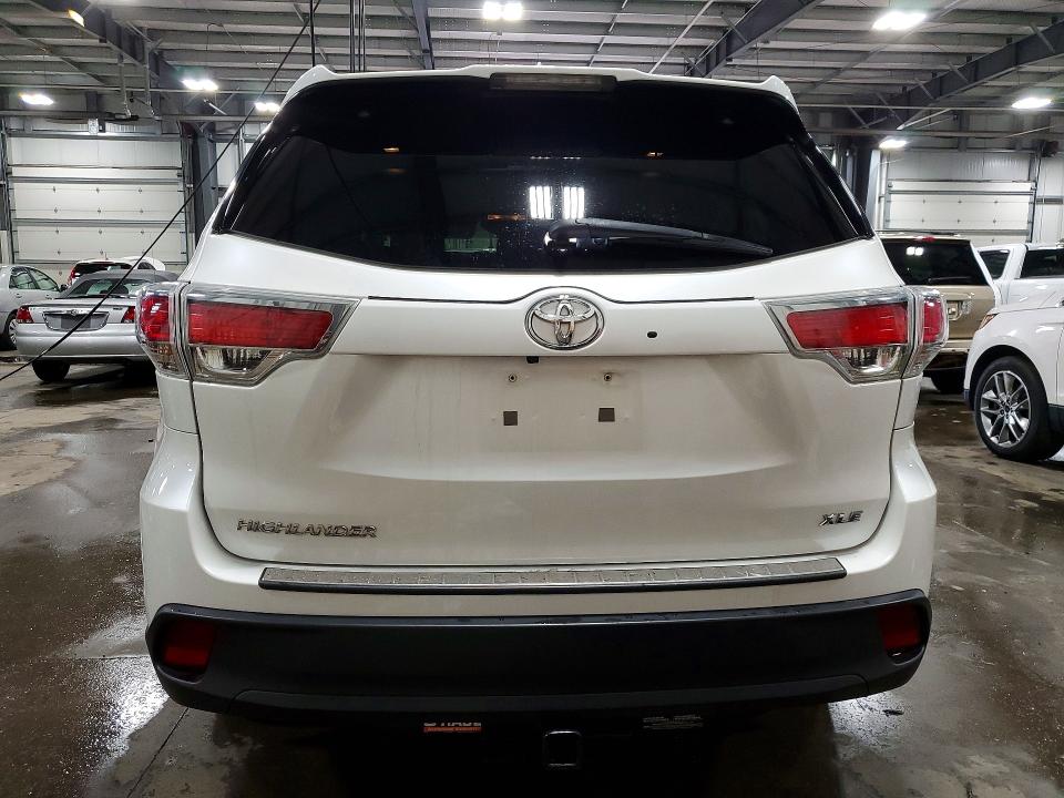 Продаж на аукціоні авто 2016 Toyota Highlander, vin: 5TDJKRFH5GS352739, номер лоту: 55609116