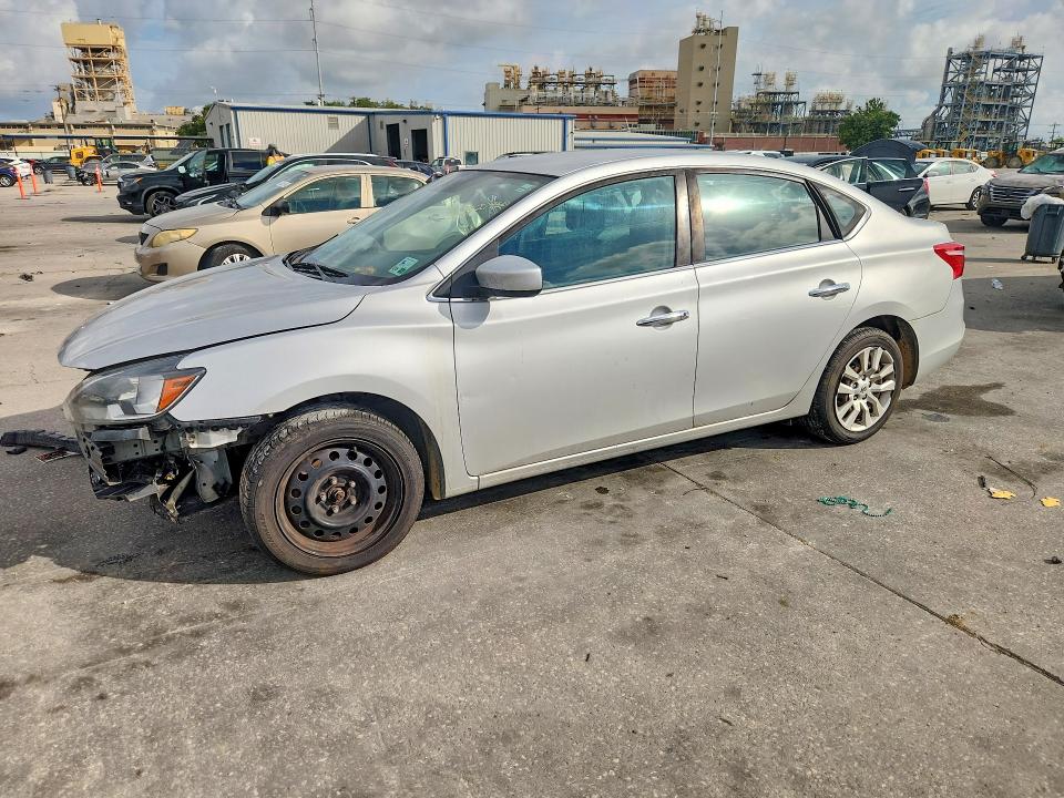 Продажа на аукционе авто 2018 Nissan Sentra, vin: 3N1AB7AP6JY249318, номер лота: 53827966