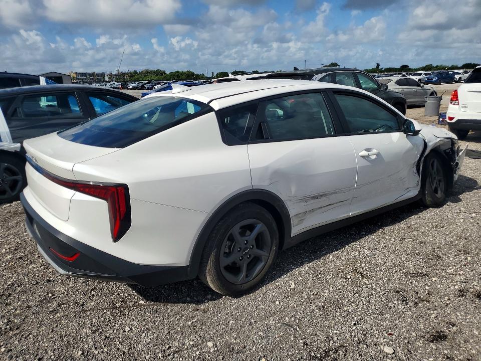 Aukcja sprzedaży 2025 Kia K4, vin: 3KPFT4DE4SE075714, numer aukcji: 54325566