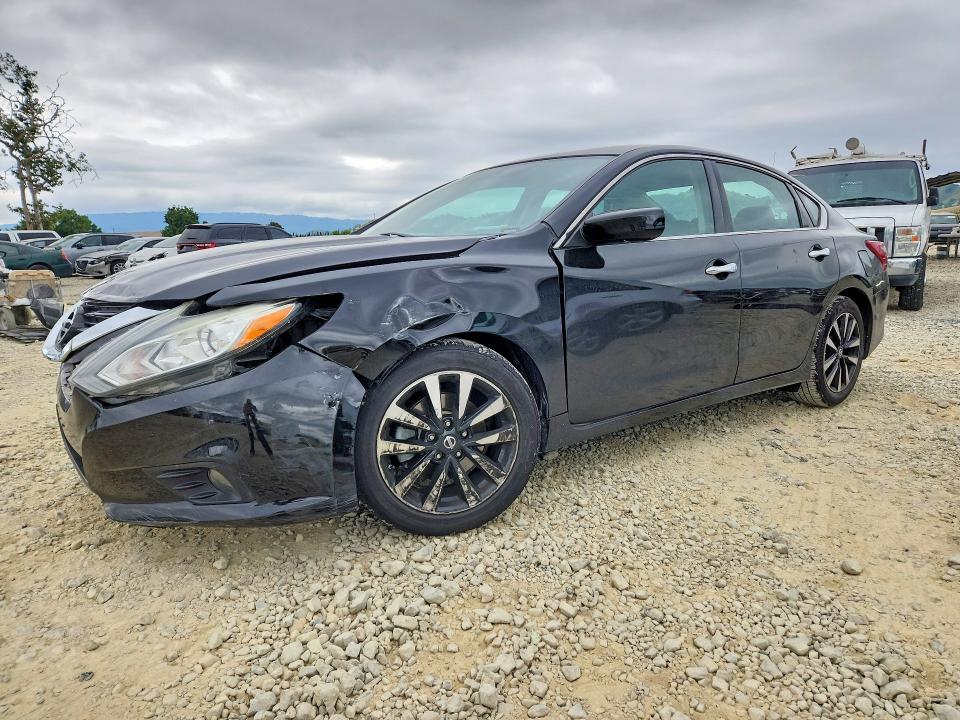2018 Nissan Altima მანქანა იყიდება აუქციონზე, vin: 1N4AL3AP2JC141800, აუქციონის ნომერი: 52326786