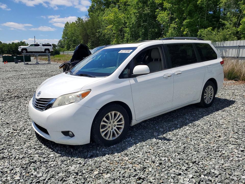 Aukcja sprzedaży 2014 Toyota Sienna, vin: 5TDYK3DC2ES525715, numer aukcji: 53770796