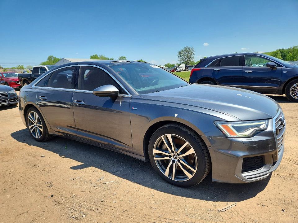 53297376 :رقم المزاد ، WAUL2AF28MN042346 vin ، 2021 Audi A6 مزاد بيع