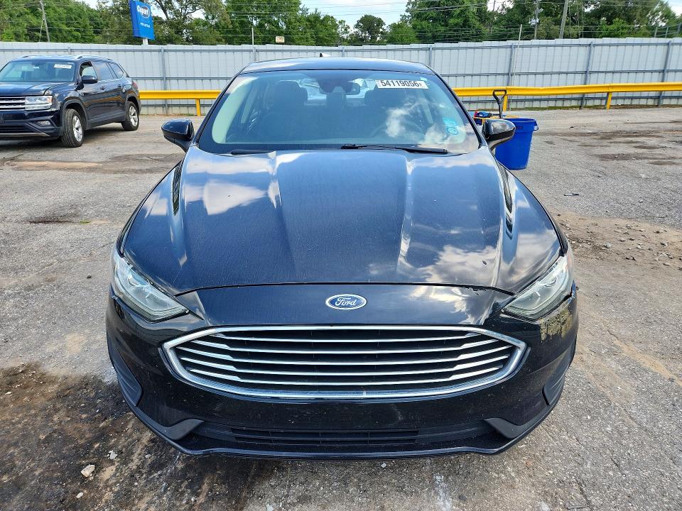 2019 Ford Fusion მანქანა იყიდება აუქციონზე, vin: 3FA6P0LU4KR197929, აუქციონის ნომერი: 54119056