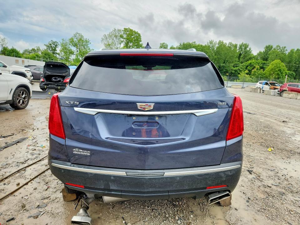 54123316 :رقم المزاد ، 1GYKNERS5JZ141861 vin ، 2018 Cadillac Xt5 مزاد بيع