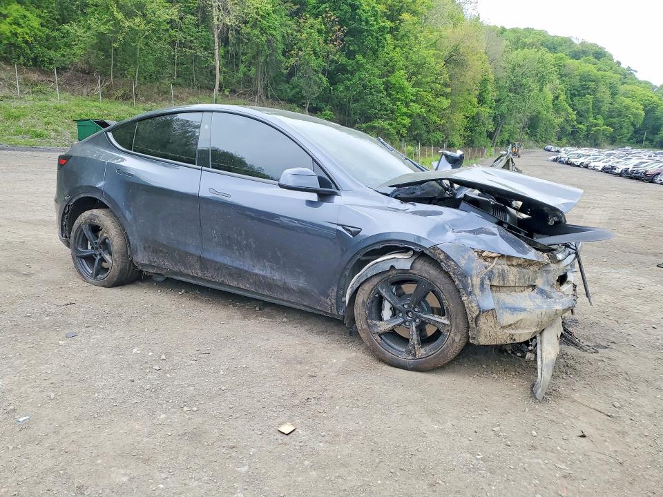 53585026 :رقم المزاد ، 7SAYGDEE5TA486286 vin ، 2026 Tesla Model Y مزاد بيع