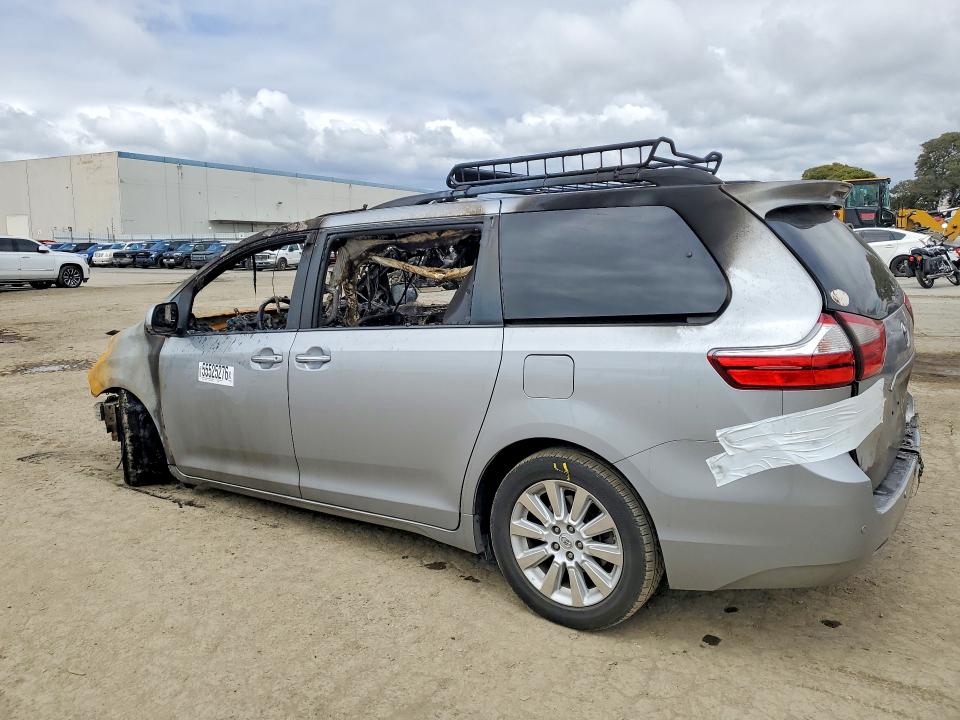 Продажа на аукционе авто 2015 Toyota Sienna, vin: 5TDDK3DC1FS096776, номер лота: 55525276