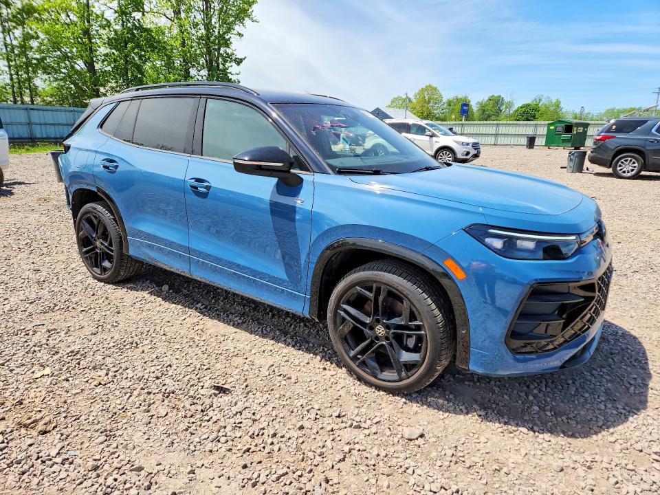 53873226 :رقم المزاد ، 3VVGR7RM3SM018805 vin ، 2025 Volkswagen Tiguan مزاد بيع