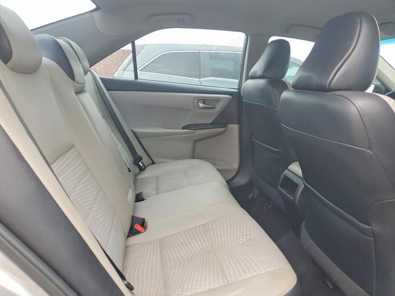 53820176 :رقم المزاد ، 4T1BF1FKXFU894706 vin ، 2015 Toyota Camry مزاد بيع