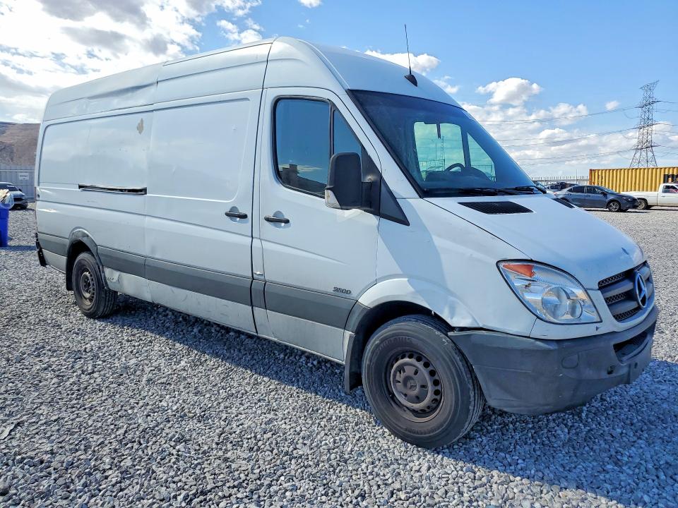 Продажа на аукционе авто 2013 Mercedes Benz Sprinter, vin: WD3PE8CC8D5776822, номер лота: 52453536