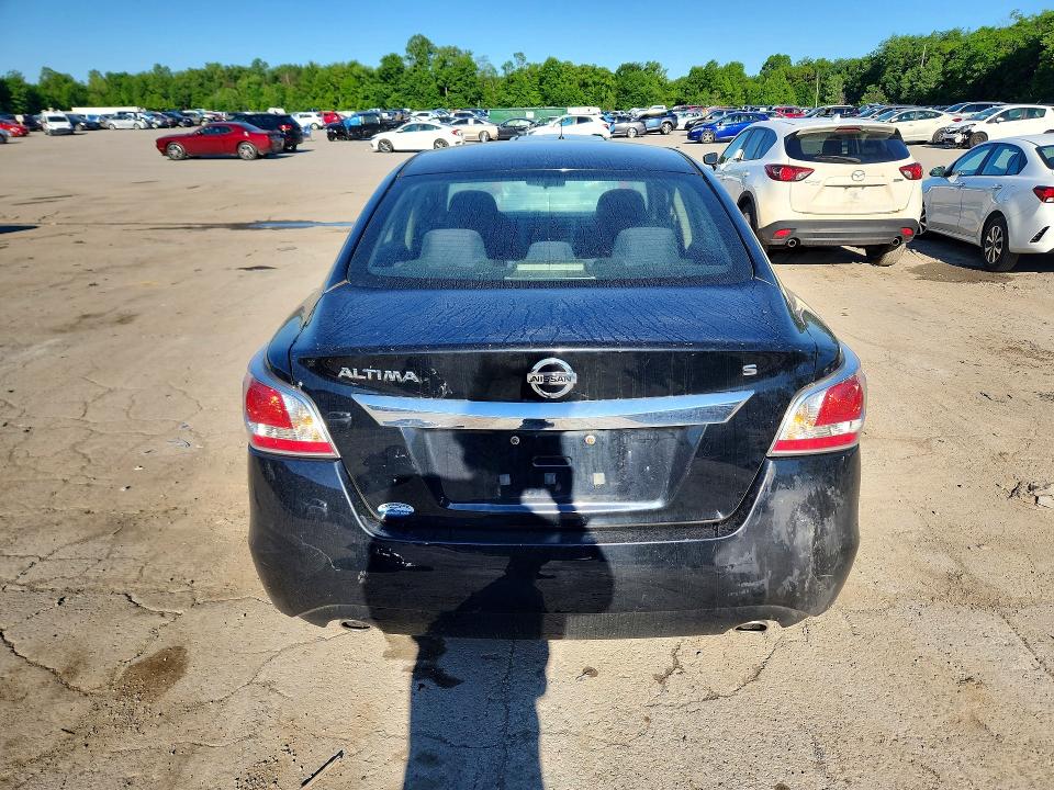 2015 Nissan Altima მანქანა იყიდება აუქციონზე, vin: 1N4AL3AP6FC261493, აუქციონის ნომერი: 54691706