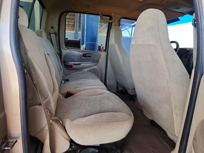 54213586 :رقم المزاد ، 1FTRW08L91KA08608 vin ، 2001 Ford F-150 مزاد بيع