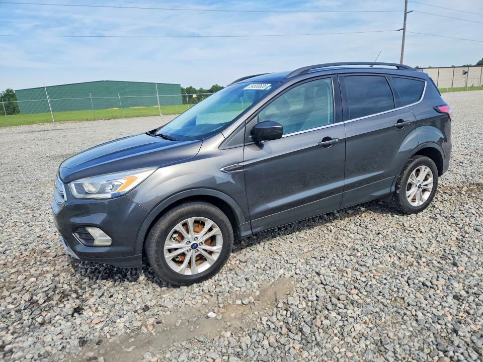 54530636 :رقم المزاد ، 1FMCU9HD4JUB87200 vin ، 2018 Ford Escape مزاد بيع
