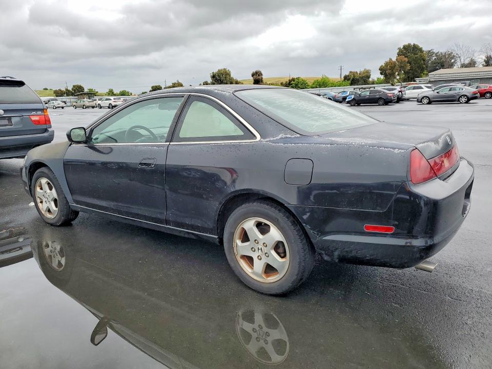 Продаж на аукціоні авто 2000 Honda Accord, vin: 1HGCG2251YA005969, номер лоту: 52465026