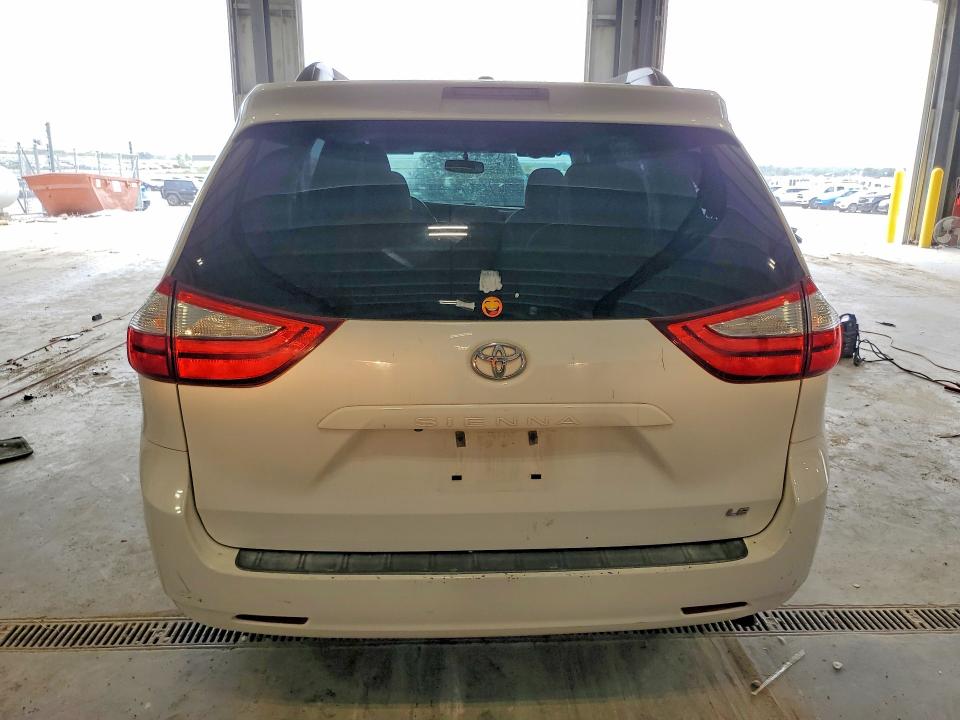 Продажа на аукционе авто 2015 Toyota Sienna, vin: 5TDKK3DC2FS575392, номер лота: 54154406
