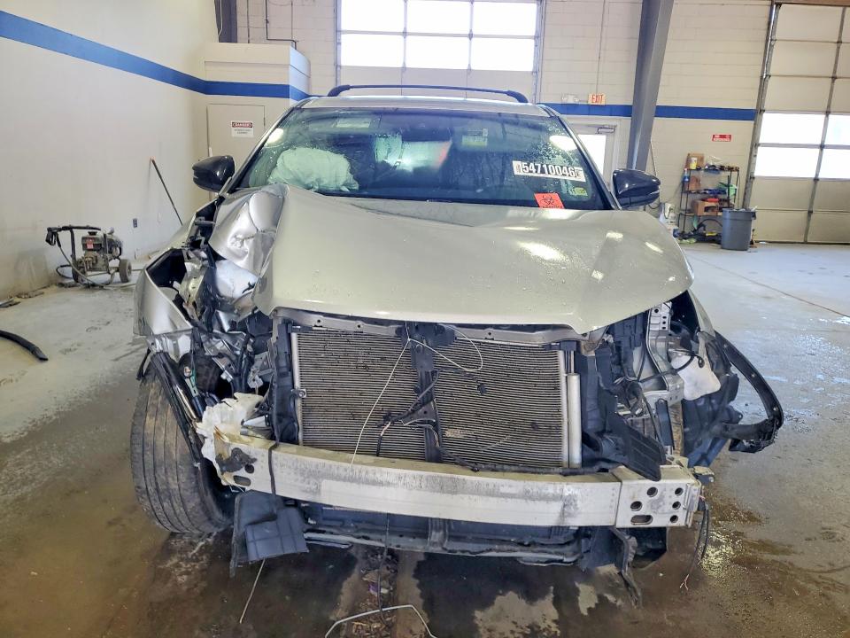 2018 Toyota Highlander მანქანა იყიდება აუქციონზე, vin: 5TDBZRFH6JS497828, აუქციონის ნომერი: 54710046