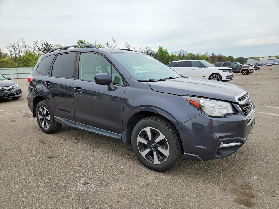 Продажа на аукционе авто 2017 Subaru Forester, vin: JF2SJAEC5HH573425, номер лота: 55110836
