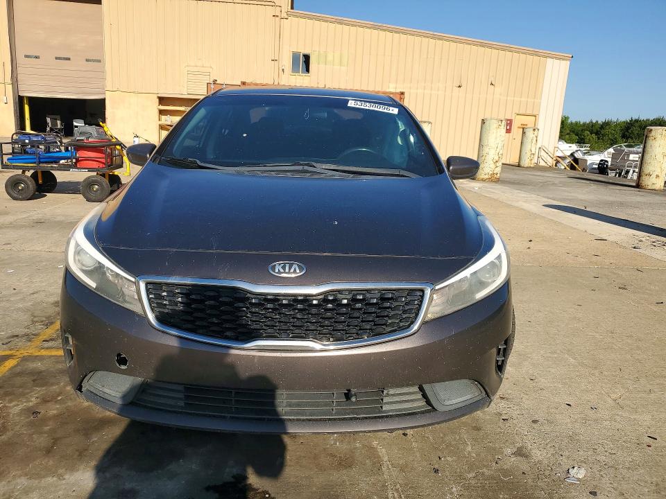 53530096 :رقم المزاد ، 3KPFK4A70HE146747 vin ، 2017 Kia Forte مزاد بيع