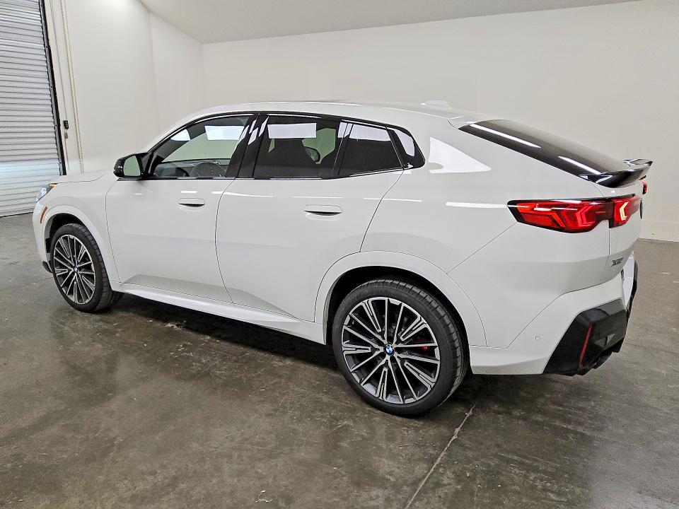 52391906 :رقم المزاد ، WBX83GM08T5600286 vin ، 2026 Bmw X2 مزاد بيع