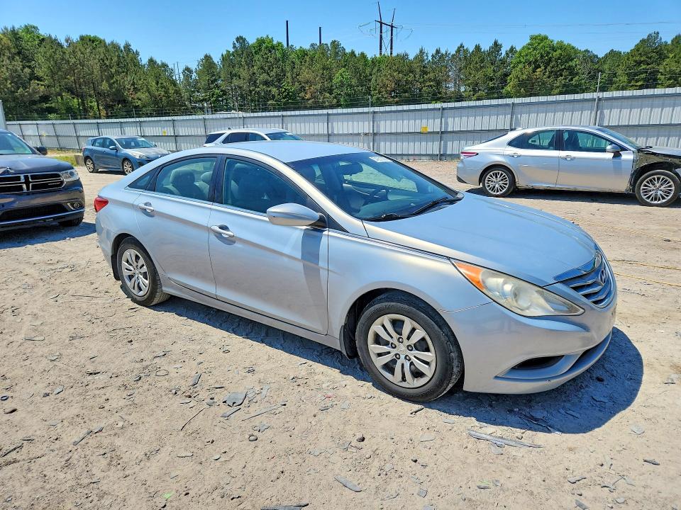 54251066 :رقم المزاد ، 5NPEB4AC8DH557599 vin ، 2013 Hyundai Sonata مزاد بيع
