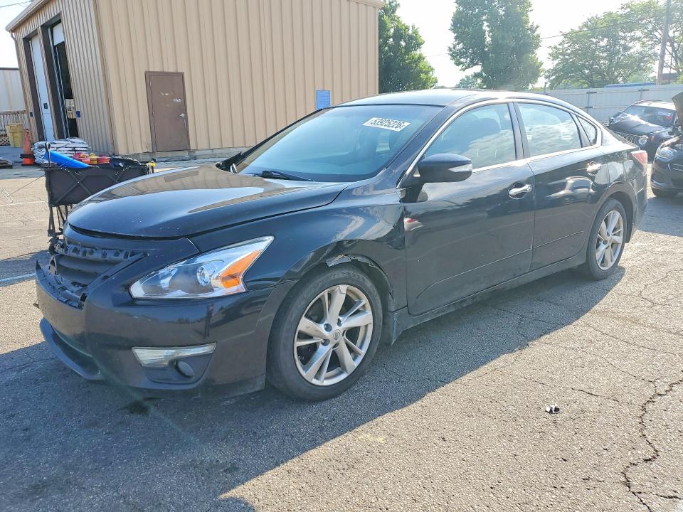Продажа на аукционе авто 2015 Nissan Altima, vin: 1N4AL3AP5FC130894, номер лота: 53925226