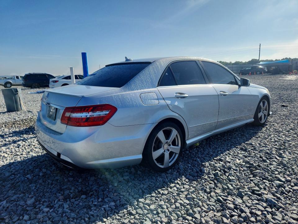 Продажа на аукционе авто 2011 Mercedes-benz E, vin: WDDHF5GBXBA342564, номер лота: 52711486