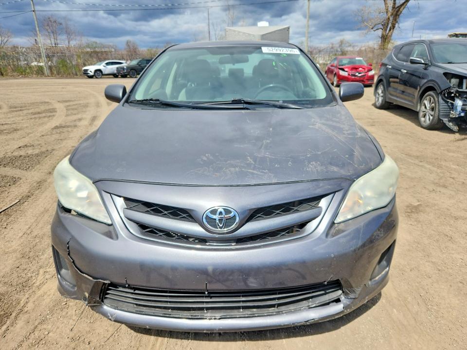 52992396 :رقم المزاد ، 2T1BU4EE9DC028979 vin ، 2013 Toyota Corolla مزاد بيع