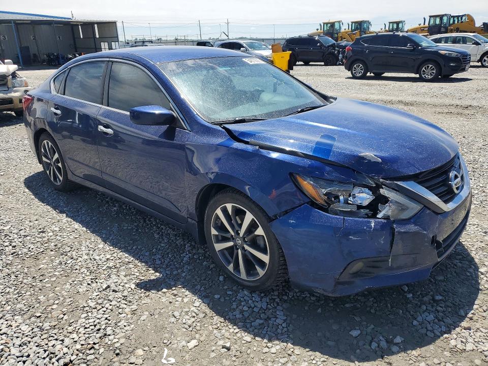 2017 Nissan Altima მანქანა იყიდება აუქციონზე, vin: 1N4AL3AP8HN309602, აუქციონის ნომერი: 54673506