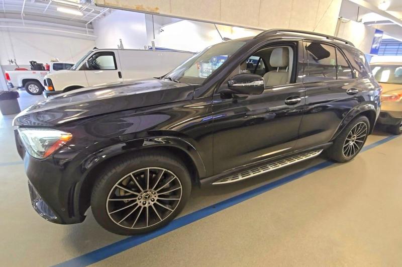 Продажа на аукционе авто 2022 Mercedes-benz Gle, vin: 4JGFB4KB4NA720862, номер лота: 54105236