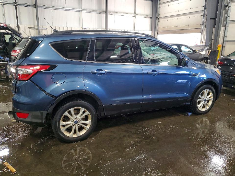 53045896 :رقم المزاد ، 1FMCU9HD3JUC70553 vin ، 2018 Ford Escape مزاد بيع