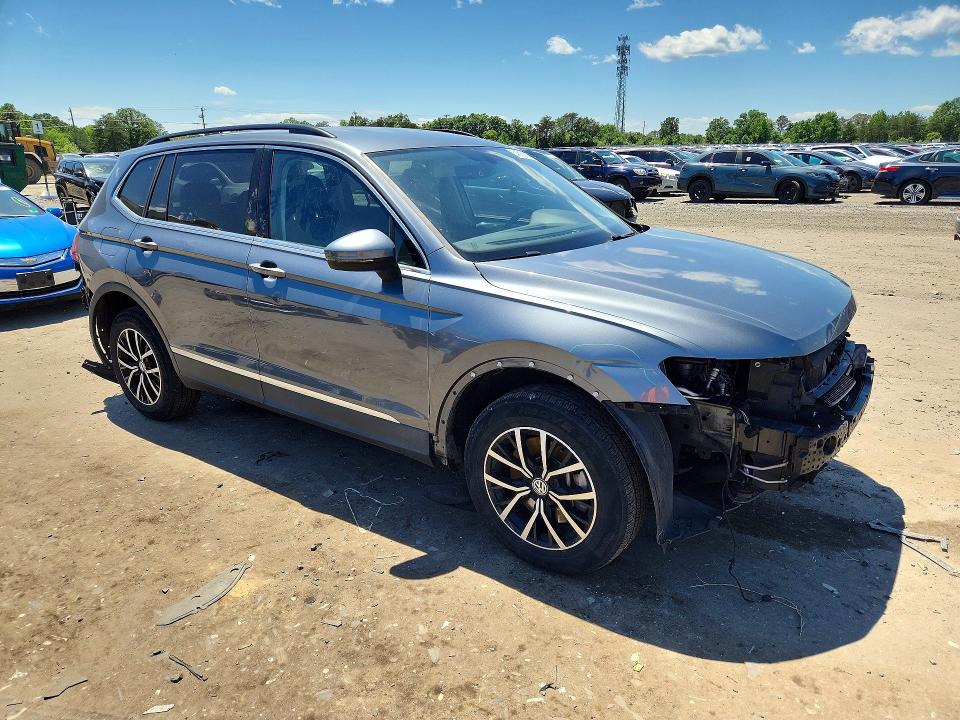 Продажа на аукционе авто 2021 Volkswagen Tiguan, vin: 3VV2B7AX6MM048873, номер лота: 54593086