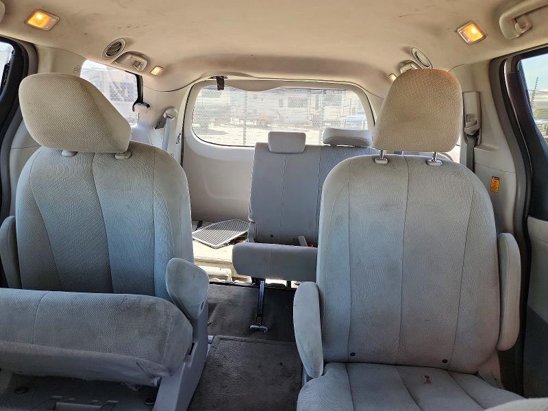 Продажа на аукционе авто 2013 Toyota Sienna, vin: 5TDZK3DC8DS350602, номер лота: 53419696