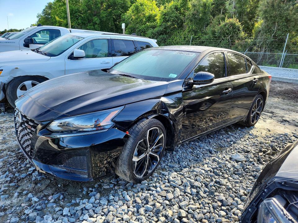 53754076 :رقم المزاد ، 1N4BL4CV5PN387842 vin ، 2023 Nissan Altima مزاد بيع