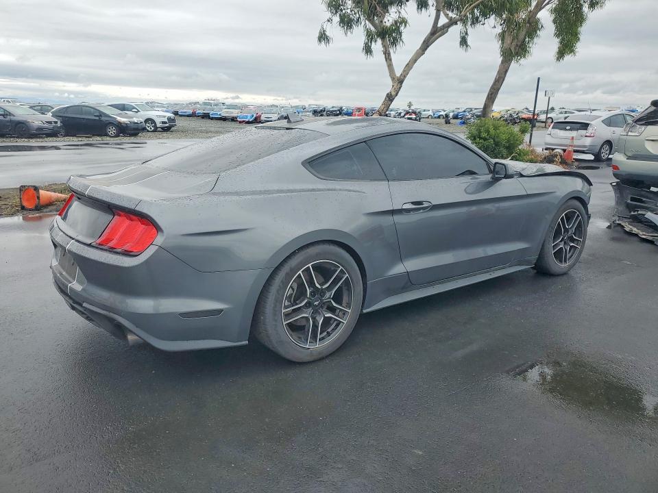 Продажа на аукционе авто 2022 Ford Mustang, vin: 1FA6P8TH5N5130362, номер лота: 51378056