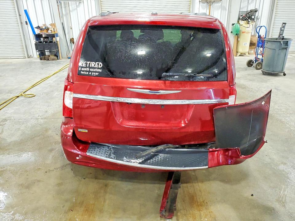 2014 Chrysler Town & Country მანქანა იყიდება აუქციონზე, vin: 2C4RC1BG5ER306851, აუქციონის ნომერი: 54147646