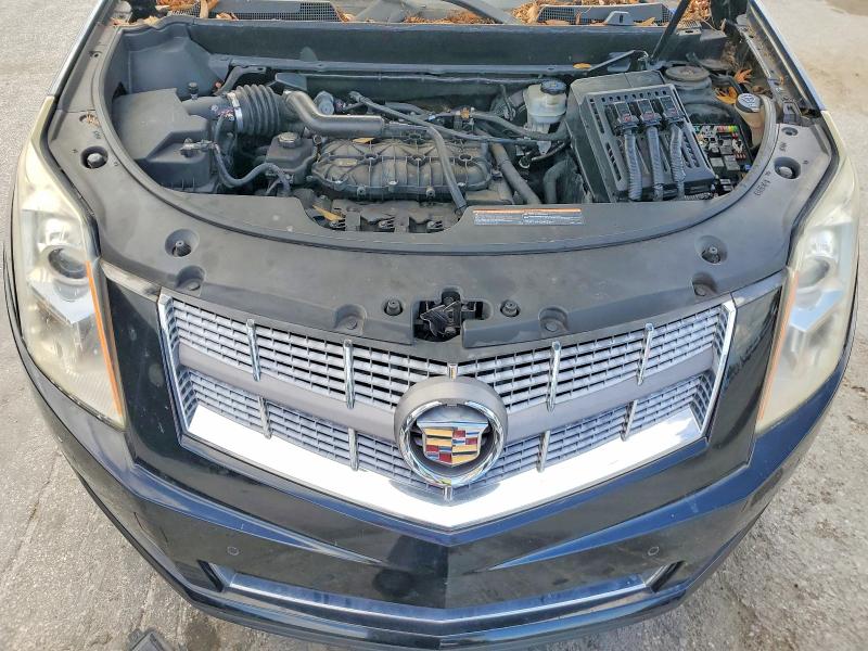 51695686 :رقم المزاد ، 3GYFNAEY1BS677435 vin ، 2011 Cadillac Srx مزاد بيع