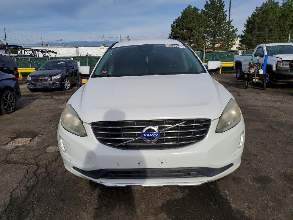 2015 Volvo Xc60 მანქანა იყიდება აუქციონზე, vin: YV4612RJXF2712959, აუქციონის ნომერი: 55009196