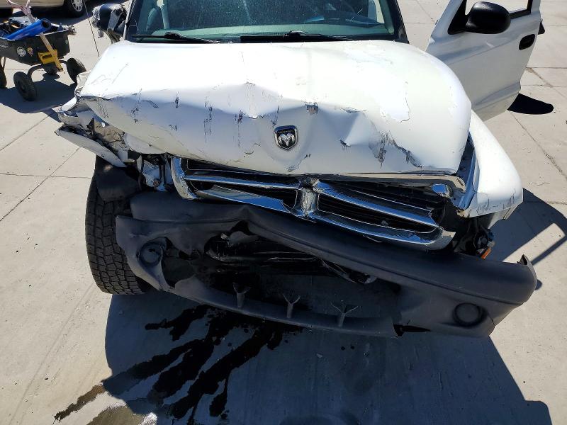 2004 Dodge Dakota მანქანა იყიდება აუქციონზე, vin: 1D7HG12K44S749435, აუქციონის ნომერი: 52853096