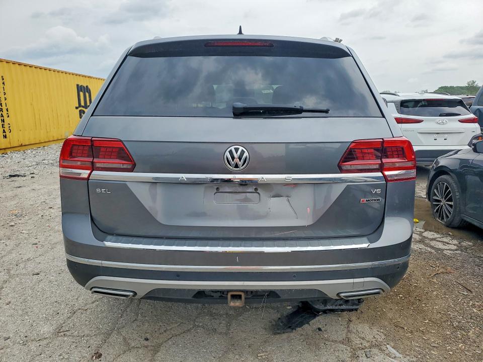 Продажа на аукционе авто 2019 Volkswagen Atlas, vin: 1V2NR2CA0KC582676, номер лота: 53632106