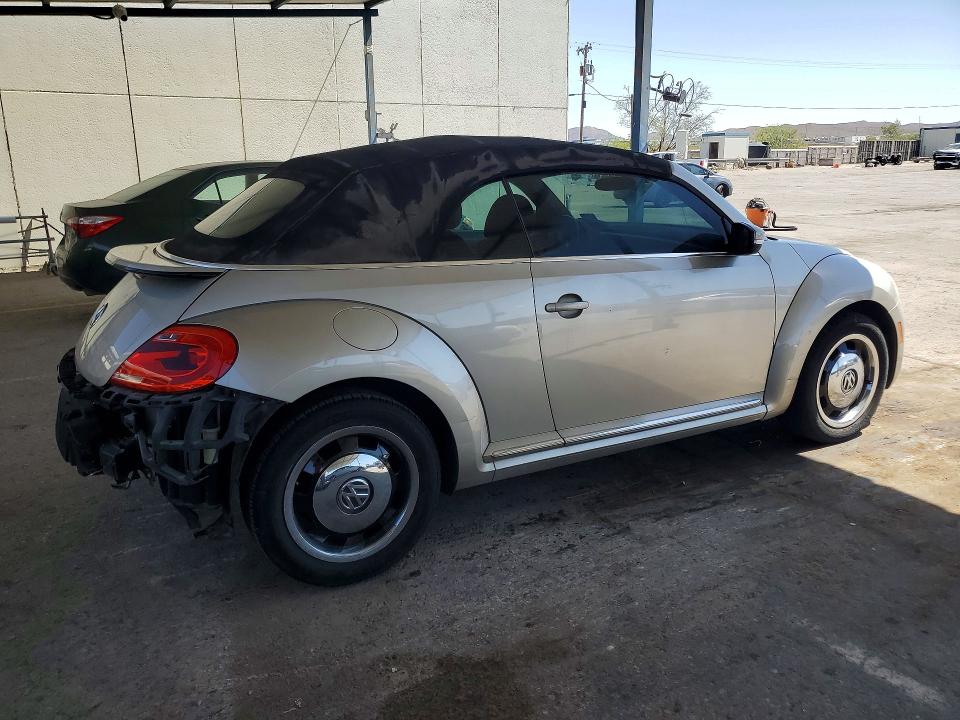 Продажа на аукционе авто 2015 Volkswagen Beetle, vin: 3VW517AT4FM823568, номер лота: 54257946