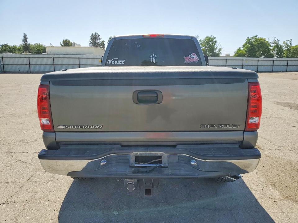 2001 Chevrolet Silverado მანქანა იყიდება აუქციონზე, vin: 1GCHC29U71E157010, აუქციონის ნომერი: 54158956