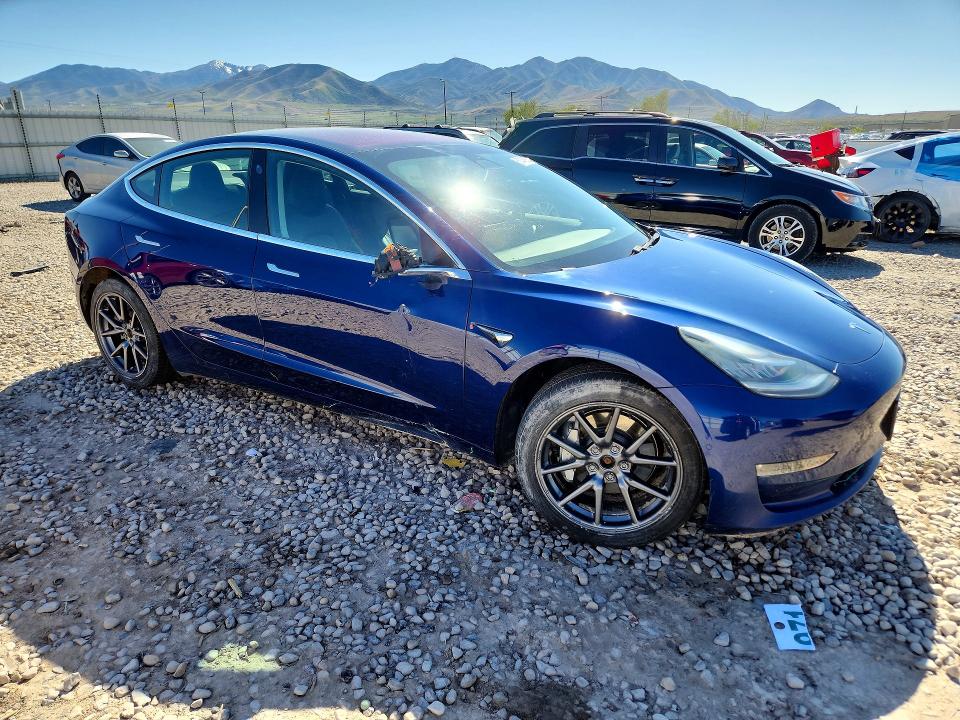 2019 Tesla Model 3 მანქანა იყიდება აუქციონზე, vin: 5YJ3E1EB2KF199510, აუქციონის ნომერი: 51448686