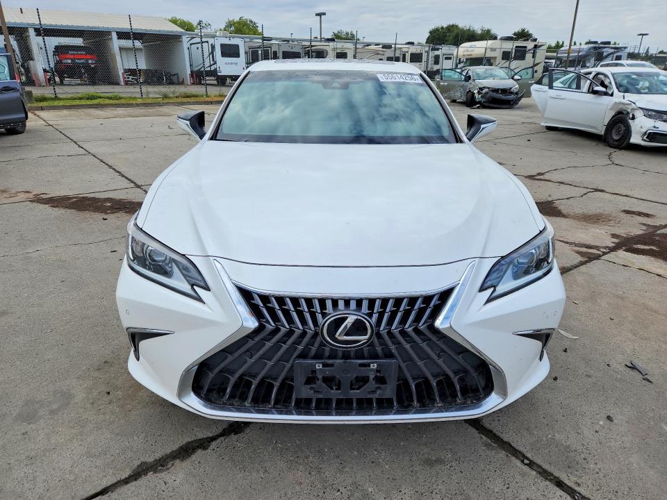 55614256 :رقم المزاد ، 58ADZ1B18NU115761 vin ، 2022 Lexus Es 350 مزاد بيع