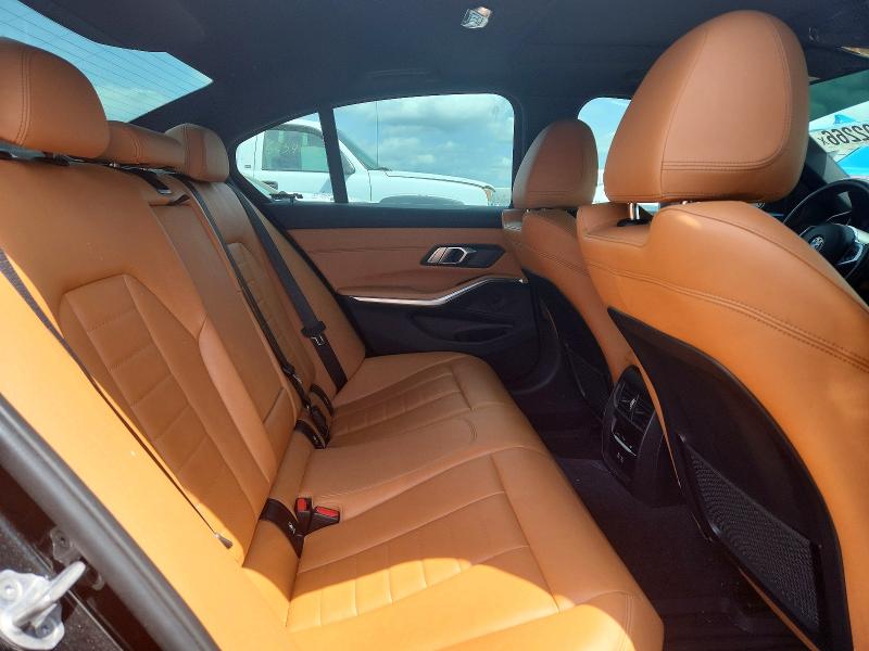53892266 :رقم المزاد ، WBA5R7C06MFL22688 vin ، 2021 Bmw 330xi مزاد بيع